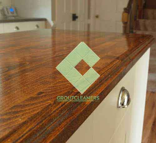 wooden_counter_top