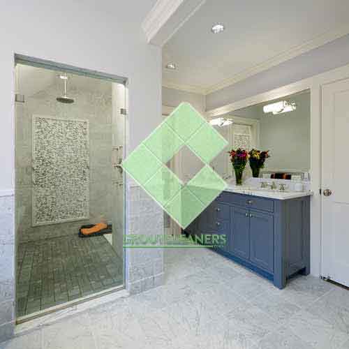 marble_tiles_floor_wall_bardiglio_marble_tumbled_light_with_shower